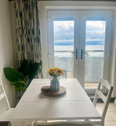 Portstewart Apartment | Strand View at No3