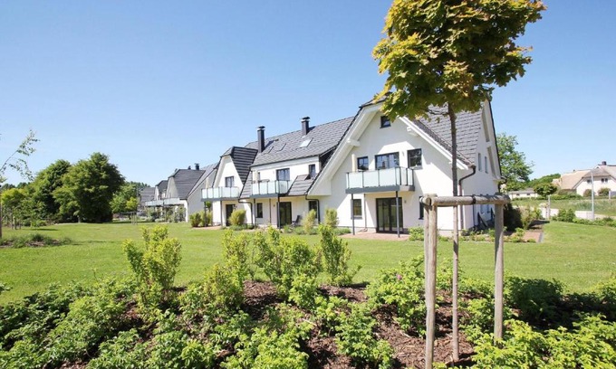 Lobbe Apartment | strandnahe FeWo mit Terrasse, gratis Nutzung vom AHOI Erlebnisbad und Sauna in Sellin - Rex Rugia FeWo 11-4