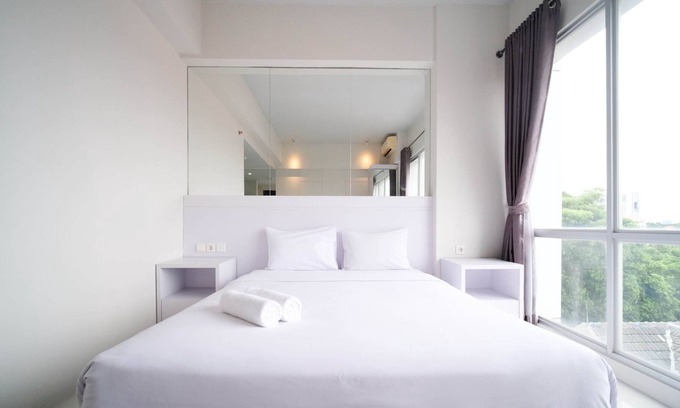 Darmo Apartment | Strategic And Comfy Studio (No Kitchen) At Grand Darmo Suite Apartment