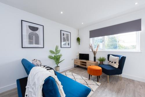 Shottery Apartment | Stratford-Upon-Avon Luxury Snug with Free Parking