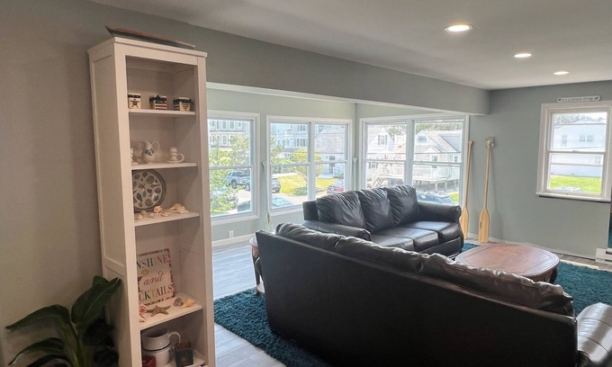 Strathmere House | Strathmere Shore house- 3-bedrooms with ocean views