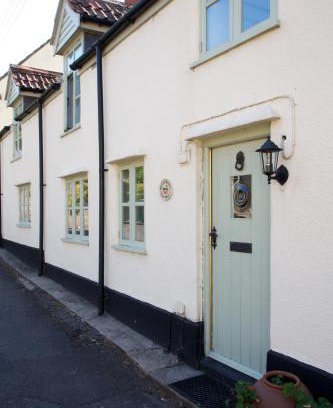 Cheddar Apartment | Strawberry Cottage