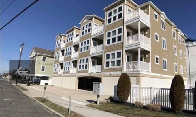 Wildwood Crest Condo | Stress Free Rental 415 E Orchid Rd Unit 101 Wildwood Crest NJ