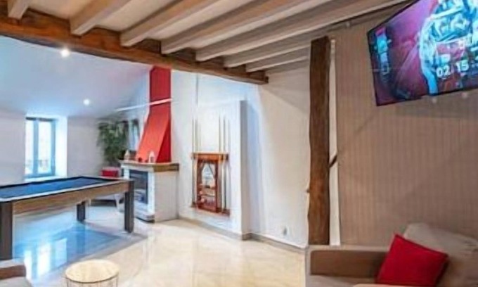 Dijon Centre Ville Apartment | Strike & Chill - Duplex - Au Cœur de Dijon