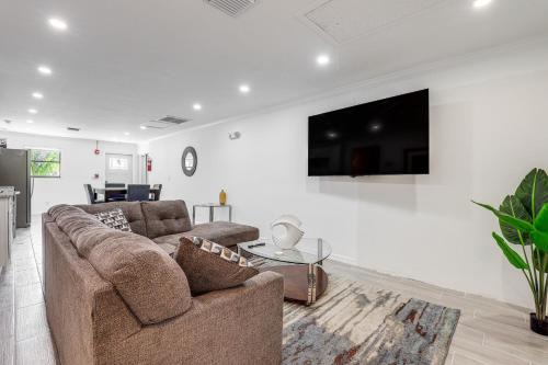 Stuart House | Stuart Vacation Rental about 1 Mi to Downtown!
