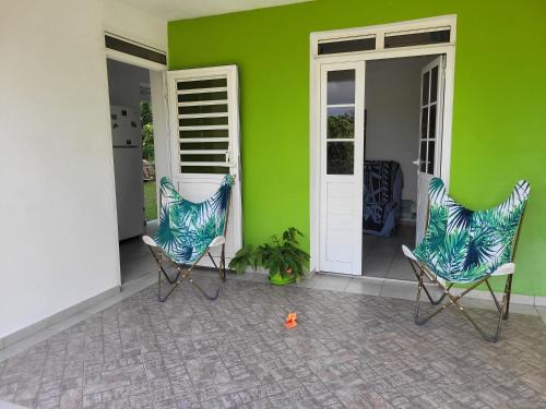 Capesterre-de-Marie-Galante Apartment | StudioLyne