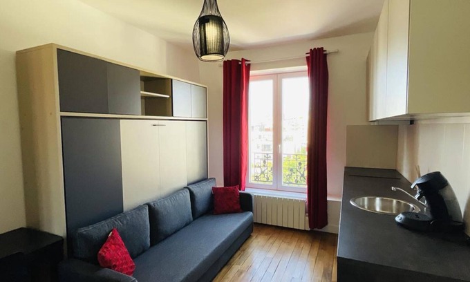 Bois-Colombes Apartment | Studio à Deux pas de Paris