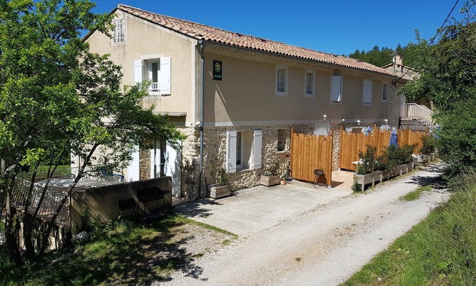 Montbrun-les-Bains Apartment | Studio 1 of 26 square meters, capacity 2 near Montbrun Les Bains