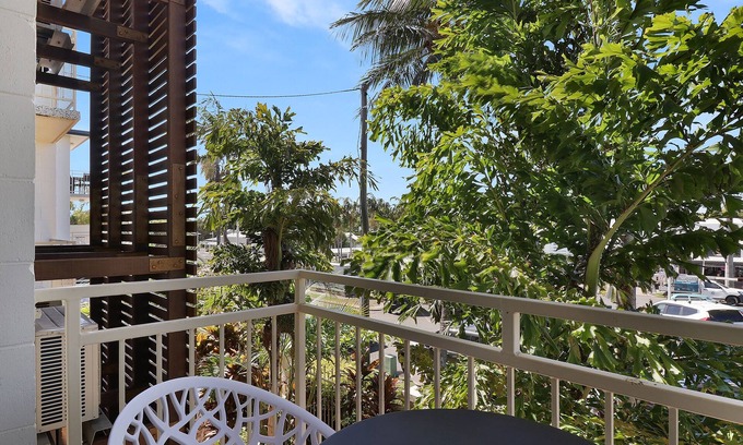 Emu Park Apartment | STUDIO 10 ENDEAVOUR INN