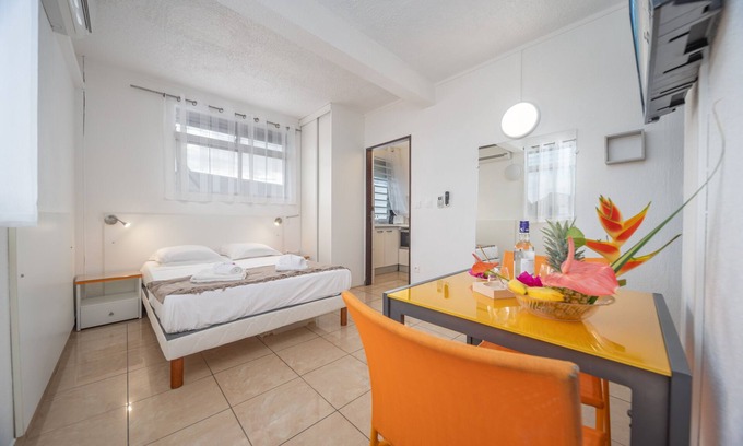 Pointe du Bout Apartment | Studio 104 - Alpinia - proche plage