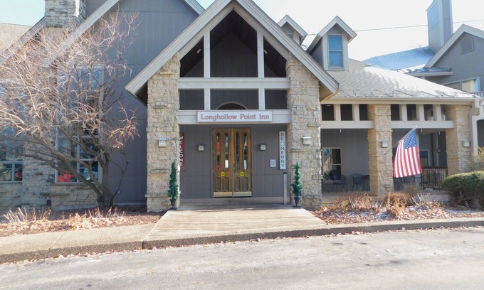 The Galena Territory Apartment | Studio 1321 at Longhollow Point Inn
