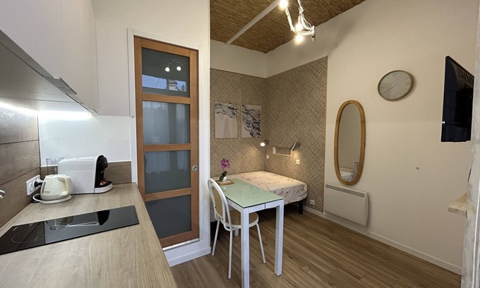 Lamalou-les-Bains Apartment | Studio 17m² ground floor, City Center Lamalou-les-Bains