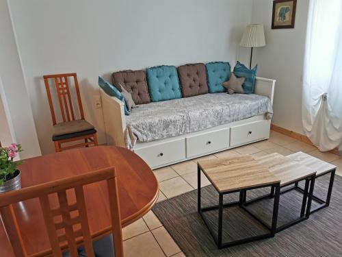 Lamalou-les-Bains Apartment | STUDIO 2 étoiles Rénové Proche des THERMES
