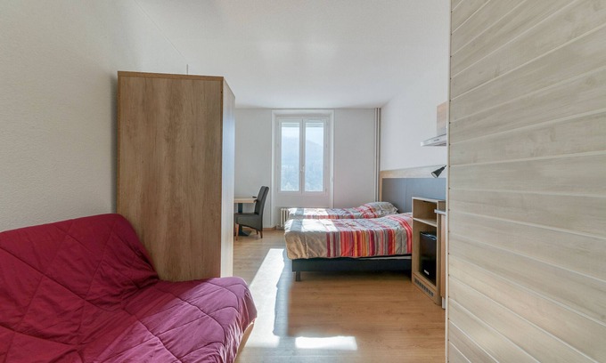 Arvillard Apartment | Studio '206' with shared pool, shared terrace and Wi-Fi