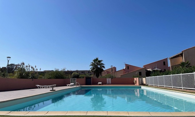 Corse-du-Sud Apartment | Studio 4 people Agosta, swimming pool, beach and shops on foot, 5 min Porticcio