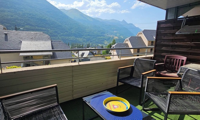 Luz-Saint-Sauveur Apartment | Studio 4 persons MAGNIFICENT MOUNTAIN VIEW pyrenees zenith LUZ ST SAUVEUR