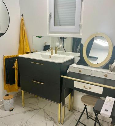 Saint Froult Apartment | Studio 40