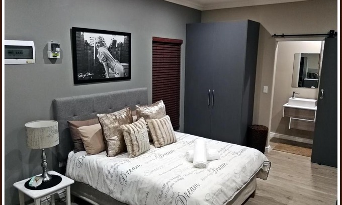 Langebaan Apartment | Studio 77