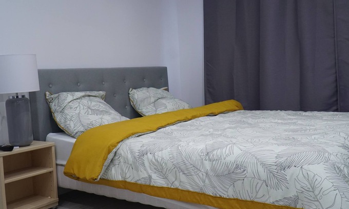 Marcouville Apartment | Studio Agréable
