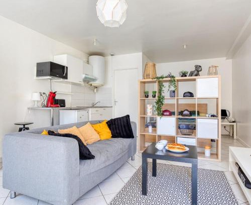 Etampes Apartment | Studio agreable RDC sur ETAMPES - Rickhoss Home