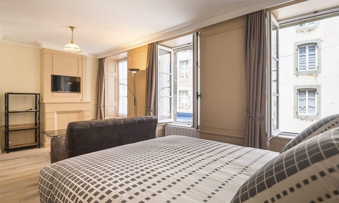 Granville Apartment | STUDIO ALEXIS DE TOCQUEVILLE