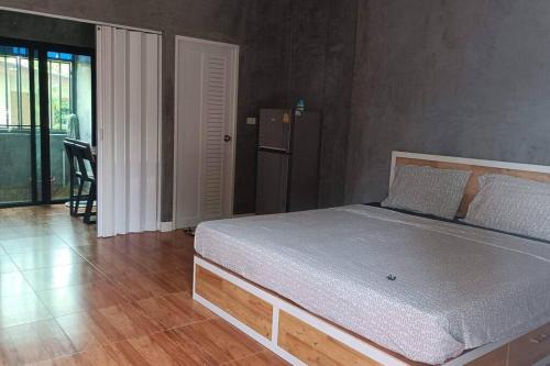 Si Sunthon Apartment | Studio Apartment 12 in Thalang