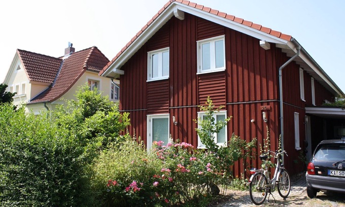 Pries Apartment | Studio Apartment 'Apartment Im Schwedenhaus' with Private Terrace, Private Garden and Wi-Fi