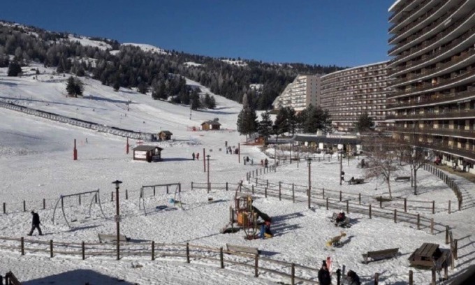 Le Devoluy Apartment | Studio apartment at the foot of the pistes Sleeps 6 Superdévoluy Bois d'Aurouze