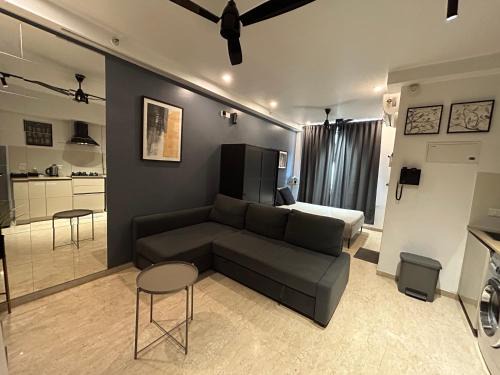 Thane West Apartment | Studio Apartment at Hiranandani estate - London Theme