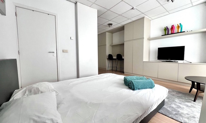 Lower Town Apartment | Studio Apartment Heart of Brussels