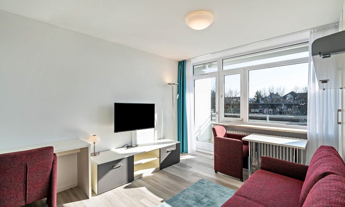 Furstenfeldbruck District Apartment | Studio Apartment 'Huber Living Basic 106' with Balcony and Wi-Fi