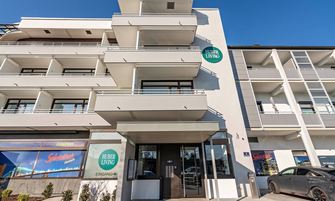 Furstenfeldbruck District Apartment | Studio Apartment 'Huber Living Basic 104' with Balcony and Wi-Fi