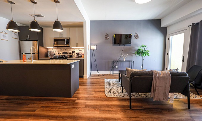 Brewerytown Apartment | Studio Apartment-in-the-Heart of Philadelphia