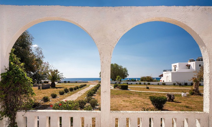 Kiotari Apartment | Studio Apartment 'Kiotari Beach Garden View-sea View' with Sea View, Wi-Fi and Air Conditioning