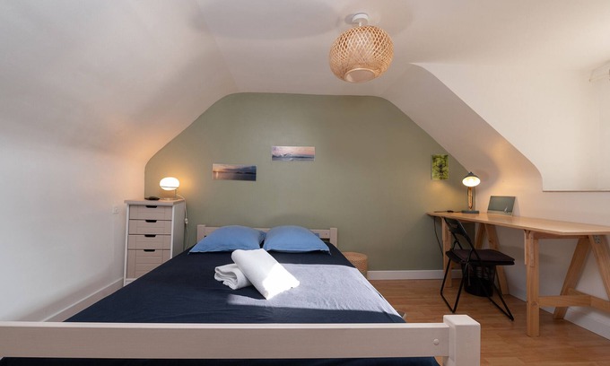 Theix-Noyalo Apartment | Studio Apartment 'L'idéal Proche Mer Et Vannes' with Wi-Fi