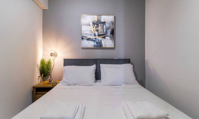 Perigiali Apartment | Studio Apartment 'Mella Roa Teal' with Shared Terrace, Wi-Fi and Air Conditioning