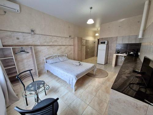 Pechers'kyi District Apartment | Studio apartment metro Pechersk