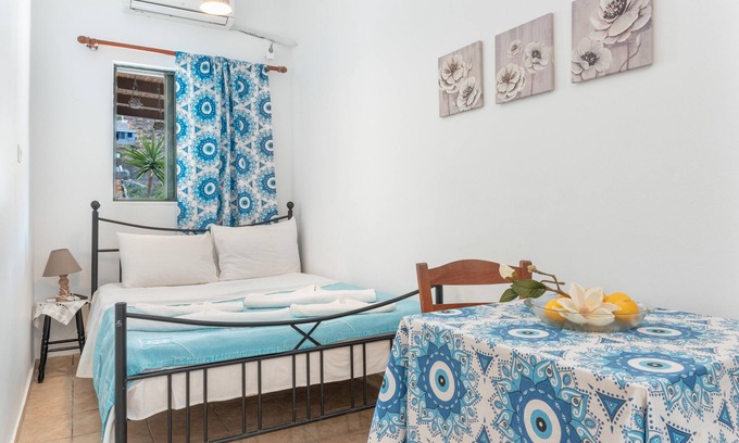 Merichas Apartment | Studio Apartment 'Mouria' with Sea View, Wi-Fi and Air Conditioning