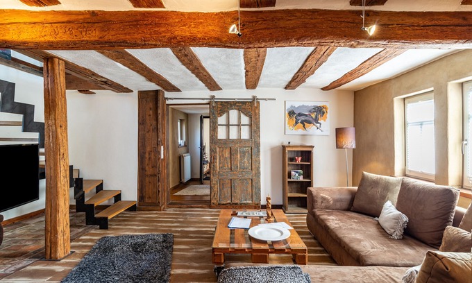Gross-Umstadt Apartment | Studio Apartment with Balcony & Wi-Fi