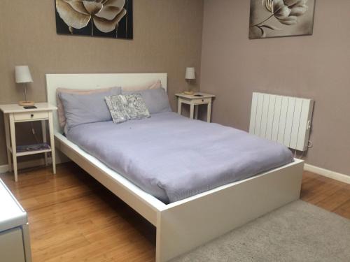 Camden Town with Primrose Hill Apartment | Studio Apartments Camden Town
