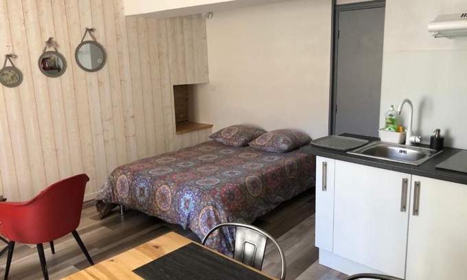 Perigueux Apartment | Studio au centre-ville et historique