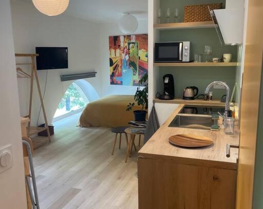 Saint-Alban-de-Roche Apartment | Studio Au Clair de Lune