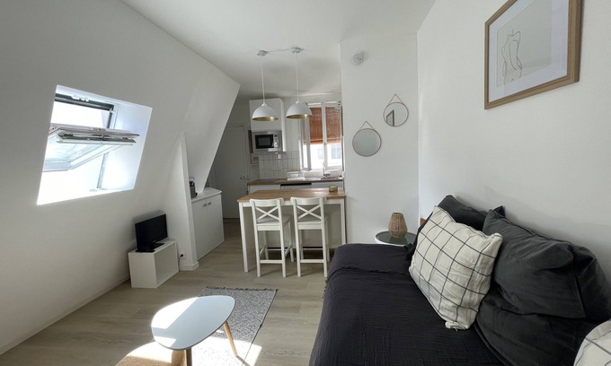 5th Arrondissement Apartment | Studio au Coeur du 5ème Arrondissement