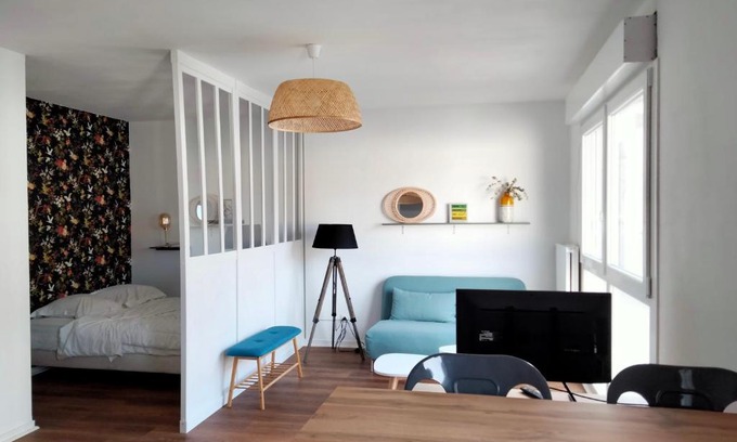 Centre Apartment | Studio avec coin nuit - centre commerçant de Chalon