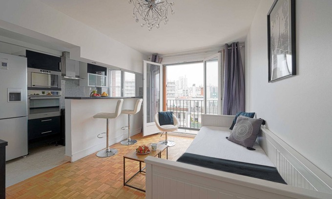 Bel-Air Nord Apartment | Studio avec vue sur les toits