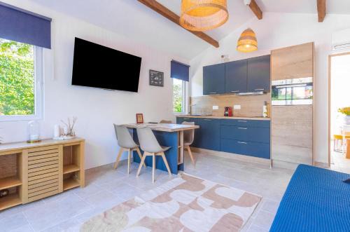 Bormes-Les-Mimosas Apartment | Studio Bormes