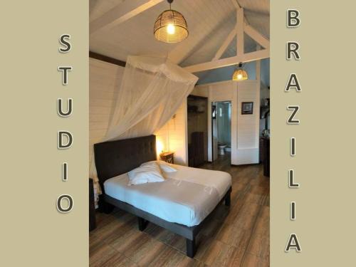 Le Robert Apartment | Studio BRAZILIA Bois et Nature, terrasse avec vue sur les Pitons