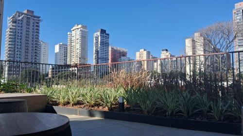 Santo Amaro Apartment | Studio Brooklin 4 min a pé metrô Borba Gato SP facilidade e conforto