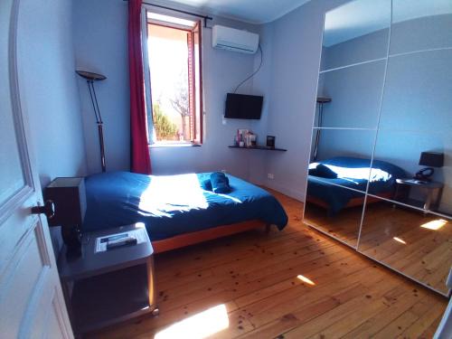Mermoz Apartment | Studio Calme avec Jardin, Tram T6 et Métro D, Lyon 8