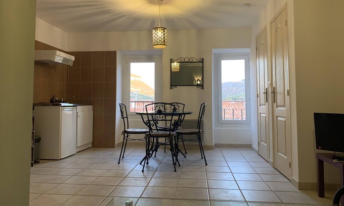 Millau Apartment | STUDIO CENTER TOWN CAPELLE